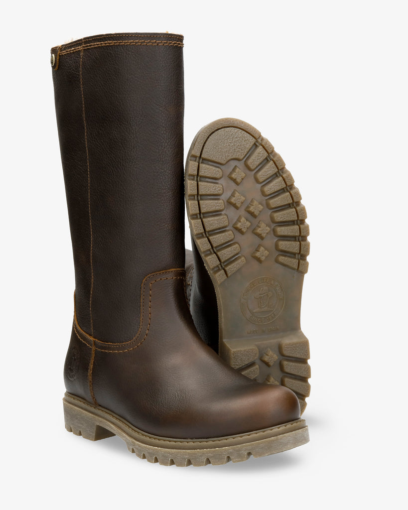 Bambina botas de piel con forro interior de pelo. castaño