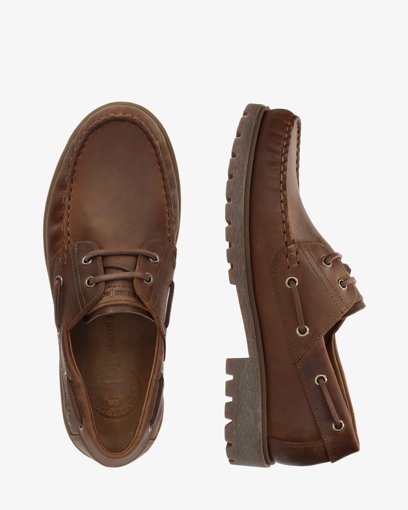 Boat náutico de piel con forro interior de piel. cuero