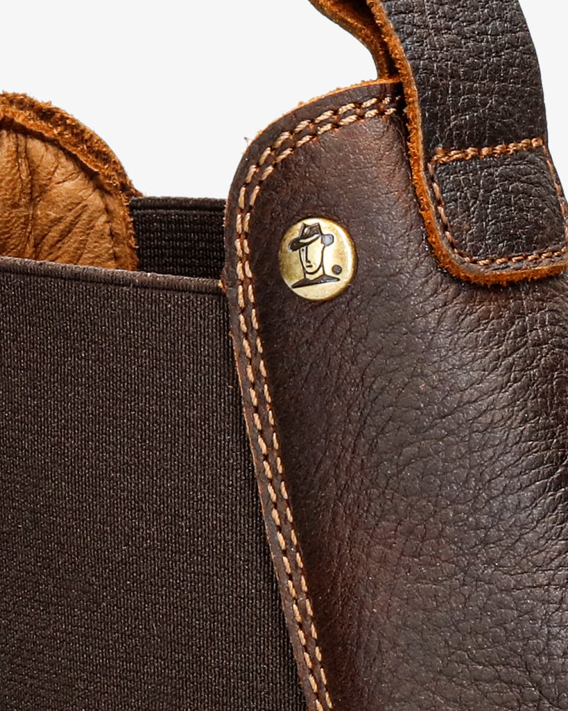 Burton botín de piel con forro interior de piel. castaño