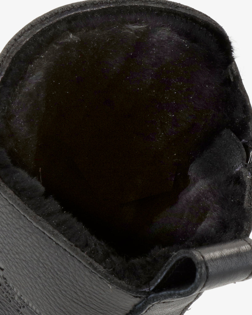 Frisia Igloo botas de piel con forro interior de pelo natural. negro