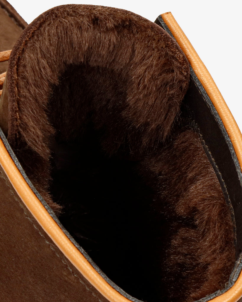 Karen botín de piel con forro interior de pelo. marron