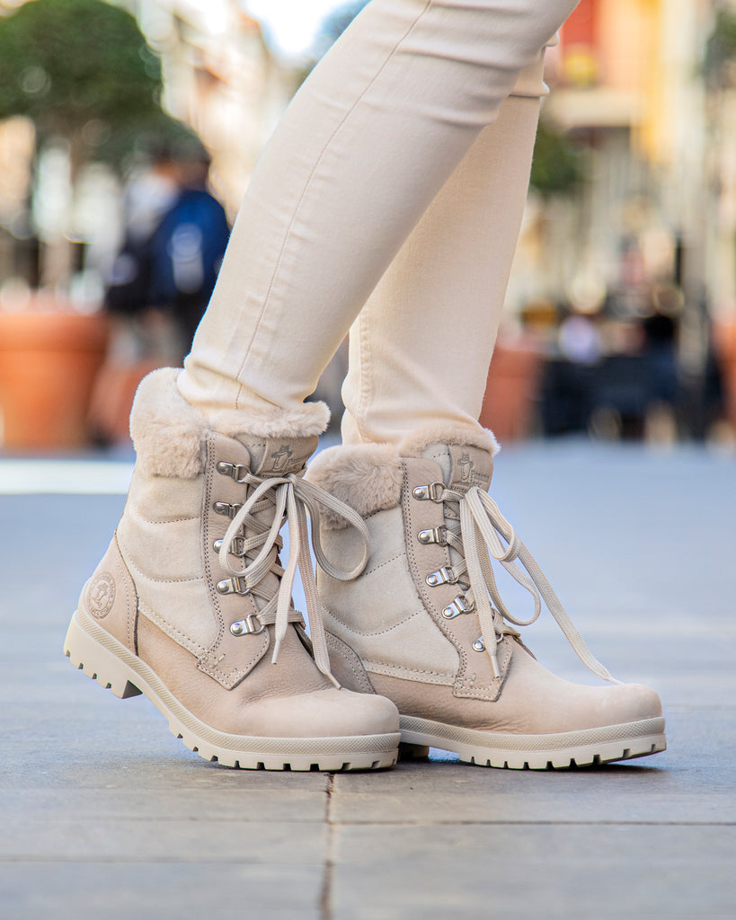 Tuscani botas de piel con forro interior de pelo. crudo