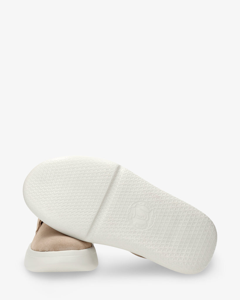 Yohana botín de piel con forro interior de piel. taupe